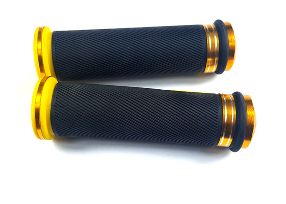 Qualità  Aluminium Alloy Rubber Aftermarket Motorcycle Hand Grips Replacement B647 65 Fabbrica